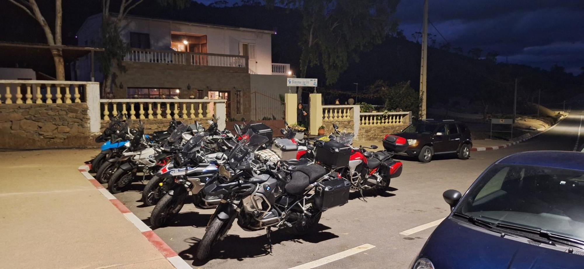Les Iris Hotel Al Hoceima Exterior photo